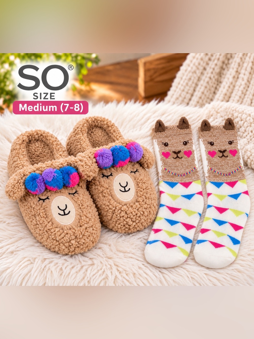 SO Llama Platform Clog Slippers Medium 7-8 Sherpa Faux Fur Pom Pom + socks